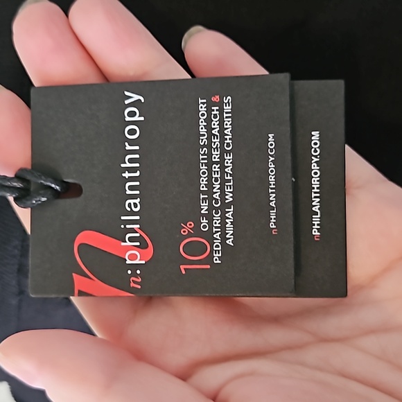 N:philanthropy! Cold shoulder cut out short sleeve t-shirt - Picture 5 of 6